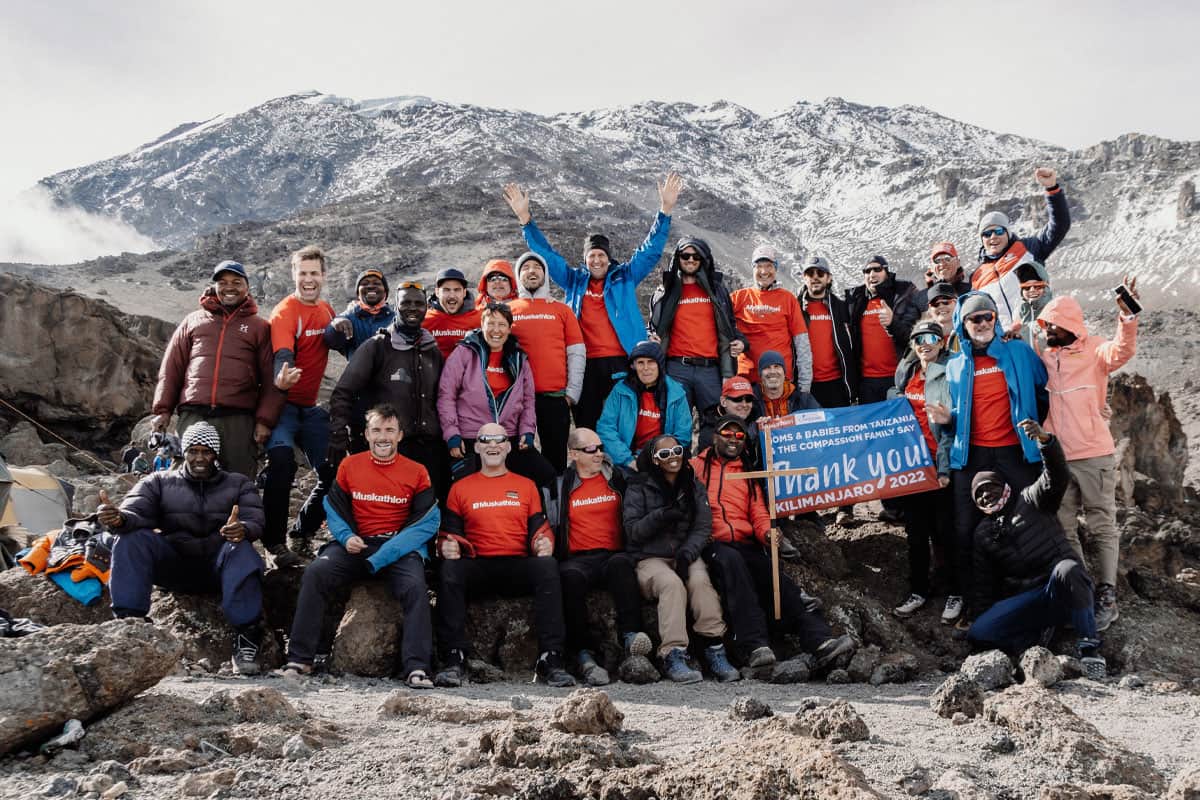 Kilimandjaro - le team du muskathlon en photo de groupe