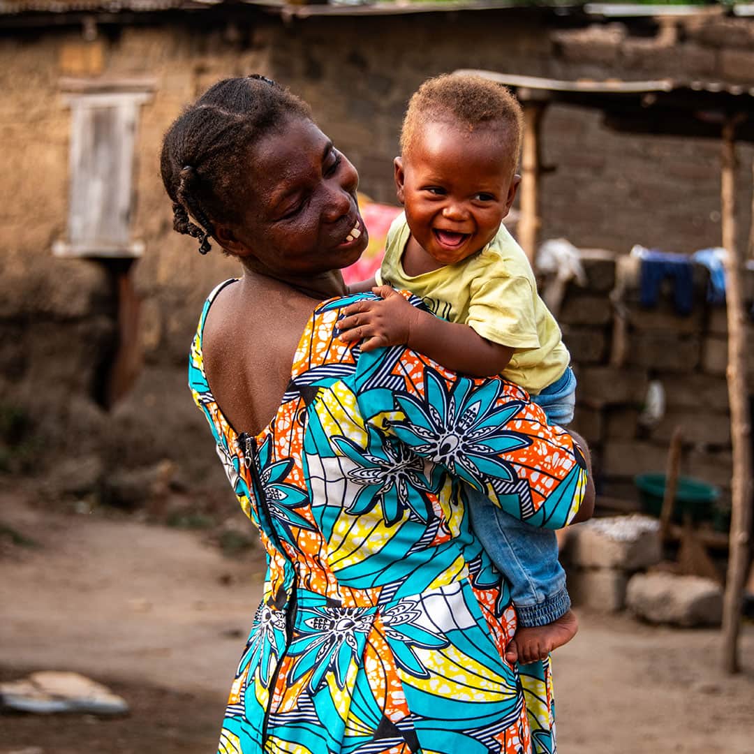 povertà: sostieni un bambino con Compassion