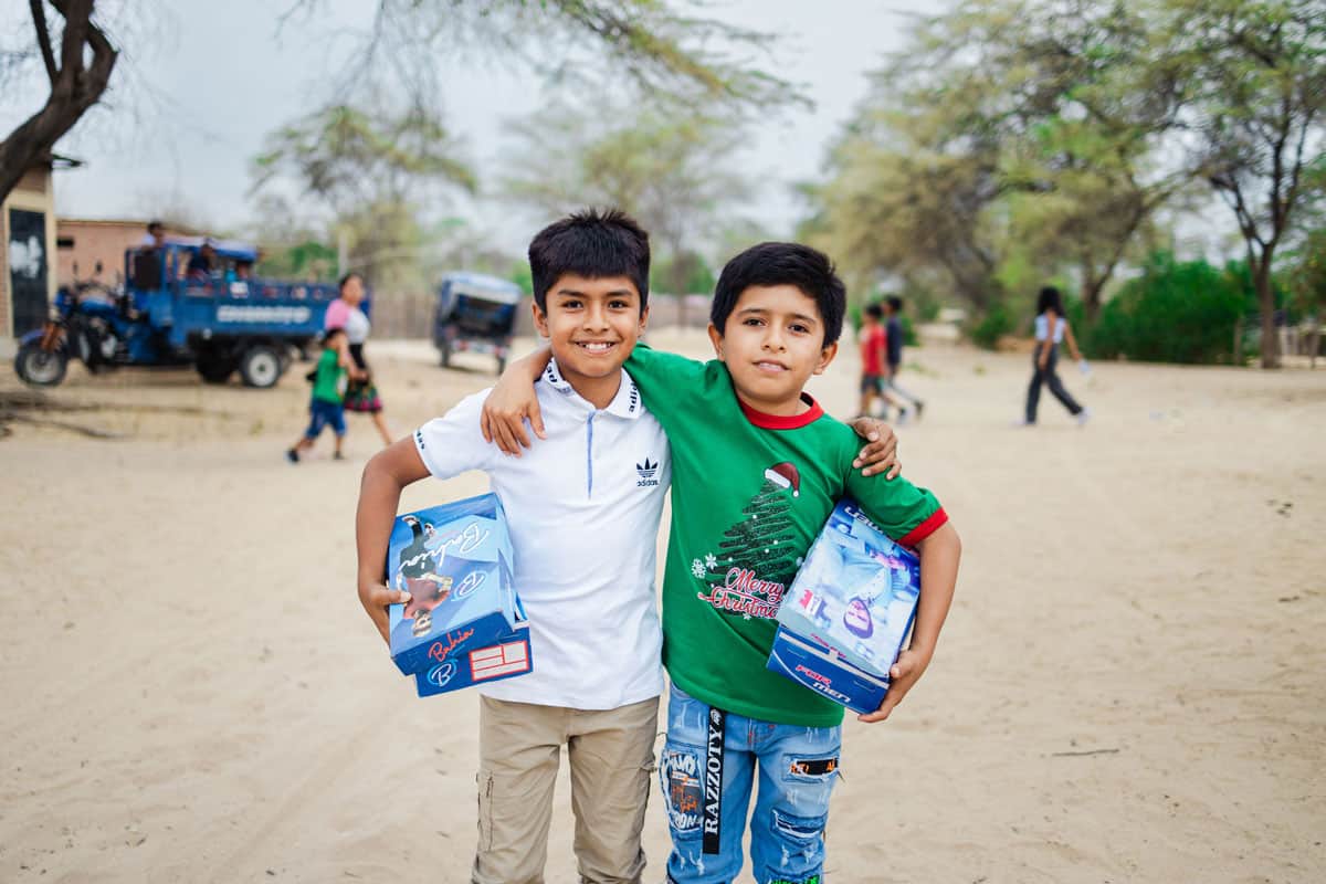 Dans les centres de Compassion, Noël est la fête la plus importante de l’année et chaque enfant reçoit un cadeau.